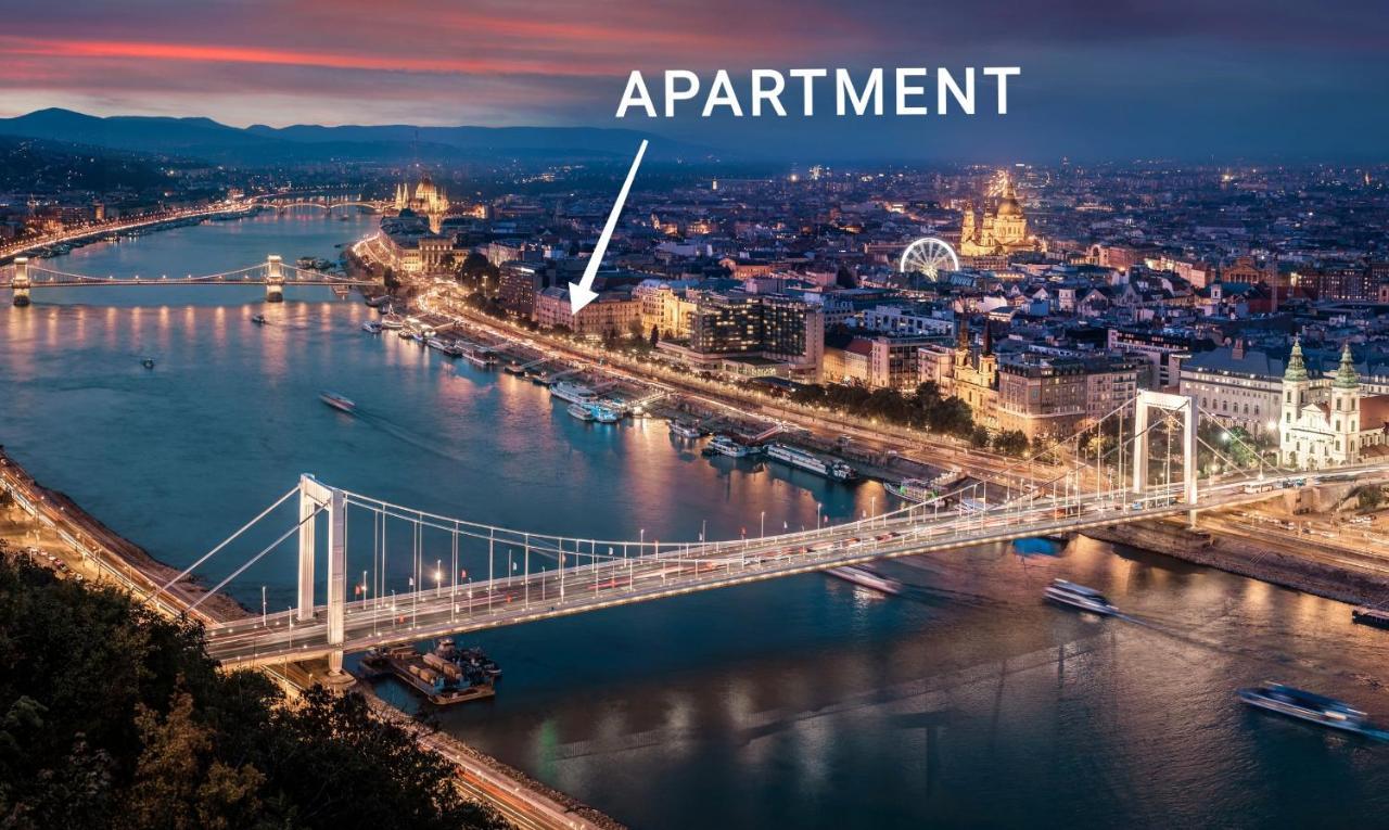 Spacious Riverside Residency - Magnificent View Apartment *
