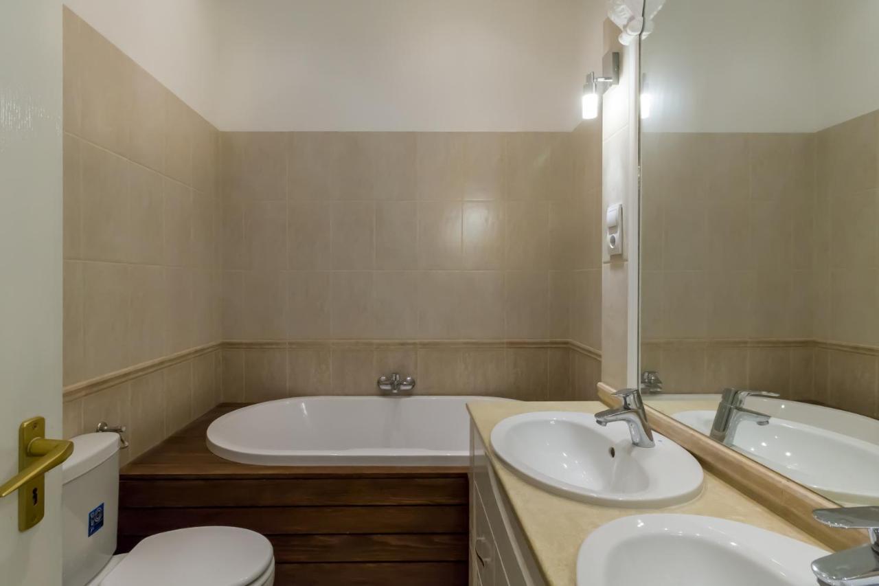 Apartment Spacious Riverside Residency - Magnificent View *